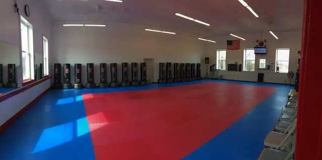 Farrell&apos;s eXtreme Bodyshaping