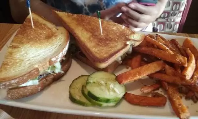 Applebee’s Grill + Bar