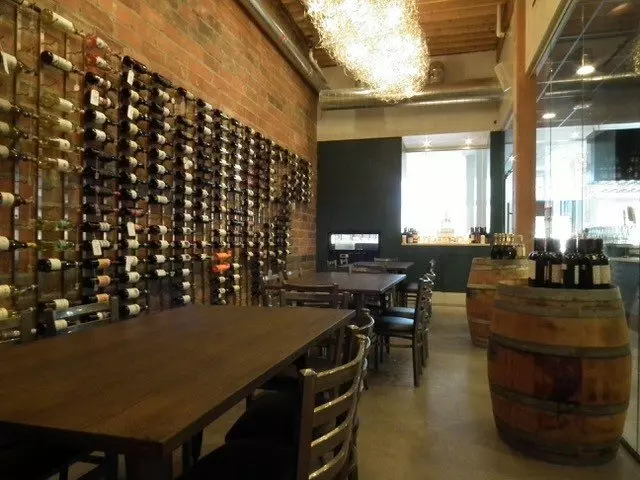 +39 Italian Restaurant Market Cantina