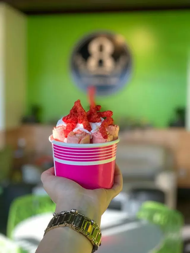 8 Ice Cream & Boba