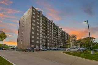 3000 Grand Apartments
