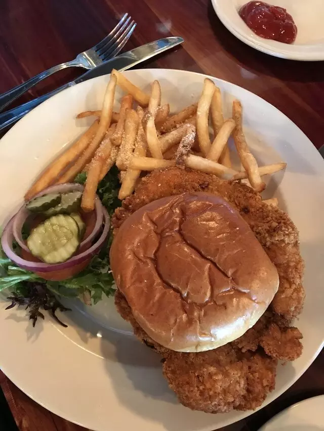 Angry Goldfish Pub And Eatery