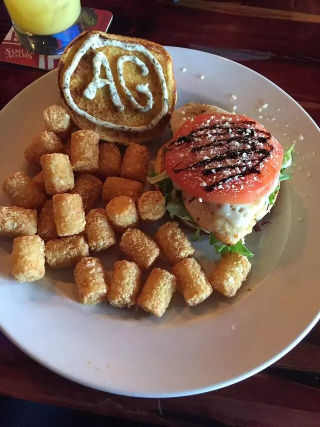 Angry Goldfish Pub And Eatery