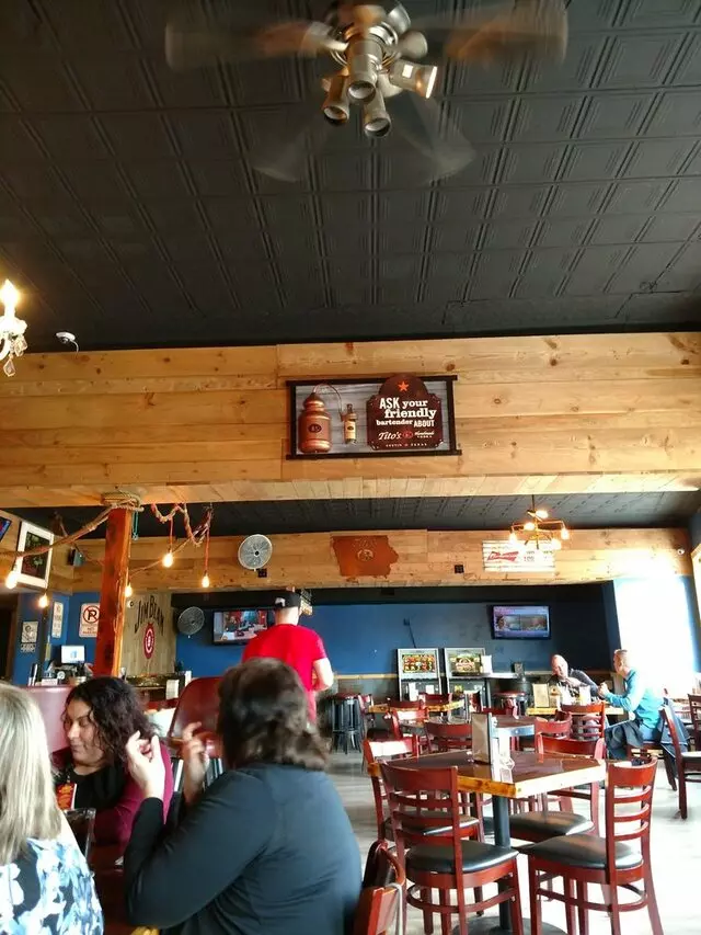 Angry Goldfish Pub And Eatery