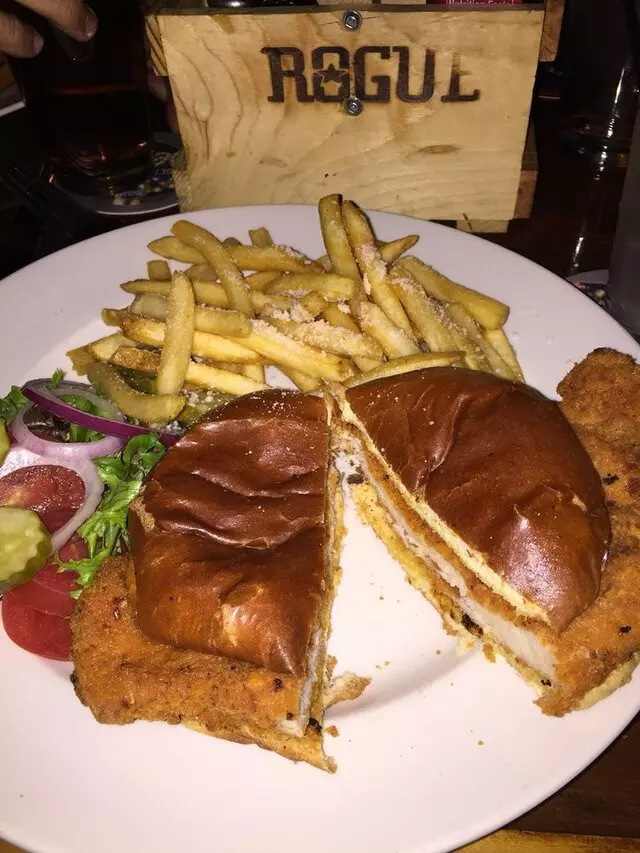Angry Goldfish Pub And Eatery