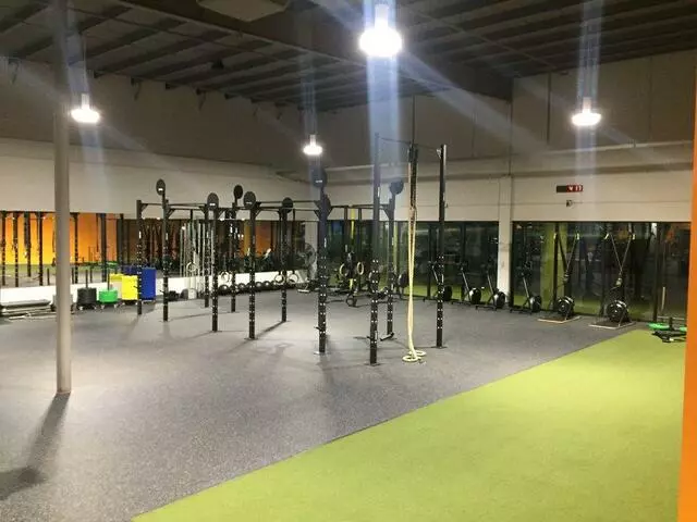 Genesis Health Clubs - Merle Hay