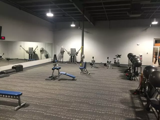 Genesis Health Clubs - Merle Hay