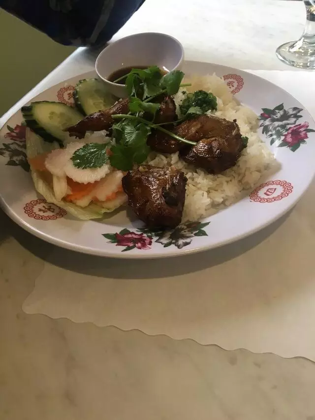 A Dong Restaurant